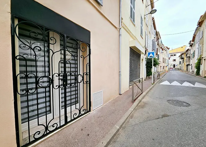 Le Rempart - Vieil Antibes